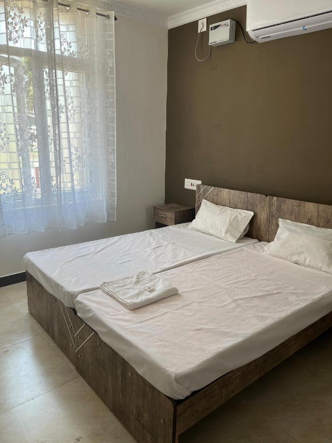 San Beach Residency Karaikal Buitenkant foto