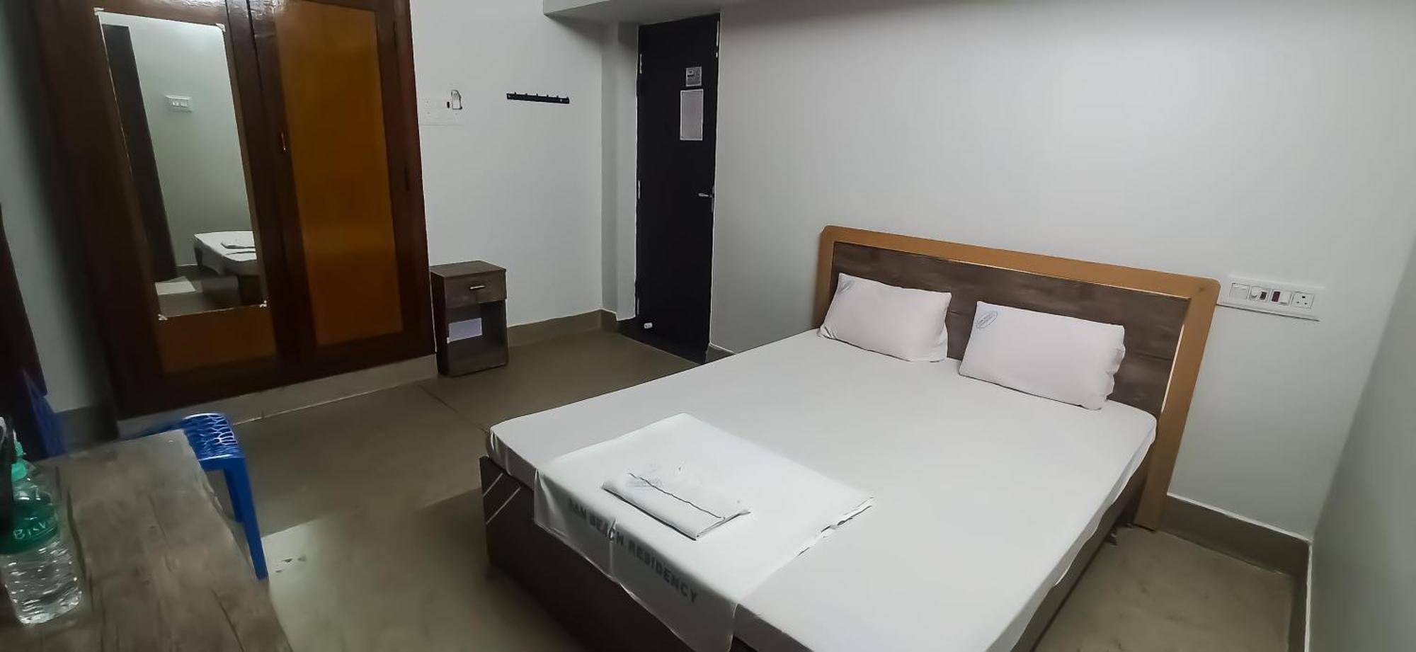 San Beach Residency Karaikal Buitenkant foto