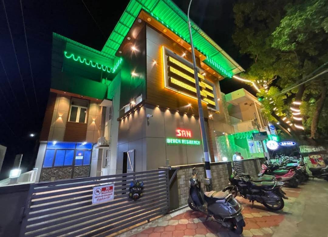 San Beach Residency Karaikal Buitenkant foto